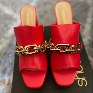 Red size 12 platform sandal